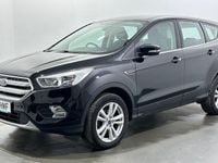 Usado Ford Kuga Zetec 120 HP (88 kW) 2018 Preto SUV