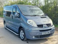 Begagnad Renault Trafic 110 HK (80 kW) 2008 Blå Minibuss
