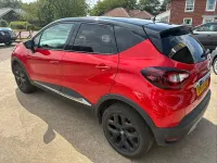 Used Renault Captur GT-Line 90 HP (66 kW) 2018 Red black SUV