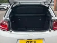 Used DS Automobiles DS3 110 HP (80 kW) 2017 White Hatchback