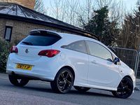 Used Vauxhall Corsa Edition 75 HP (55 kW) 2017 White Hatchback