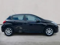 Used Peugeot 208 Active 68 HP (50 kW) 2018 Black Hatchback