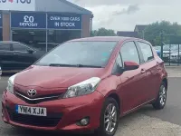 Used Toyota Yaris Plus 101 HP (74 kW) 2014 Red Hatchback