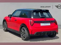 Used Mini Cooper Sport 200 HP (147 kW) 2024 Red Hatchback