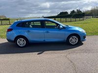 Used Renault Mégane GrandTour Dynamique 2015 Blue Estate