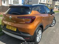 Used Renault Captur Iconic 131 HP (96 kW) 2020 Orange/black SUV
