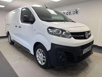 Used Vauxhall Vivaro S 120 HP (88 kW) 2020 White MPV
