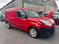 Używany Fiat Doblò 2013 Czerwony Minivan