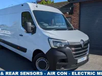 Usado Renault Master 148 HP (108 kW) 2023 Branco Monovolume