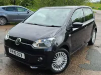 Begagnad VW up! high up! 2016 Svart Halvkombi