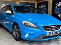 Used Volvo V40 R-Design 190 HP (139 kW) 2015 Blue Hatchback