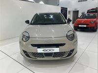 Nowe Fiat 600 99 KM (72 kW) 2025 Beżowy SUV
