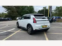 Used Renault R5 Komfort 110 kW (150 HP) 2025 Hatchback