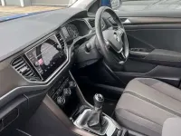Used VW T-Roc SE 150 HP (110 kW) 2019 Blue SUV