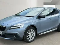 Used Volvo V40 2017 Blue Hatchback