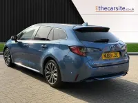 Used Toyota Corolla Design 184 HP (135 kW) 2019 Blue Estate