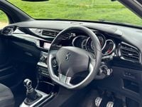 Usado Citroën DS3 150 HP (110 kW) 2011 Branco Citadino