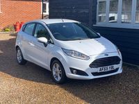 Used Ford Fiesta Zetec 2015 White Hatchback