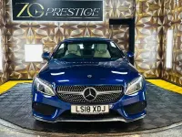 Usado Mercedes C300 AMG line 245 CV (180 kW) 2018 Azul Descapotable