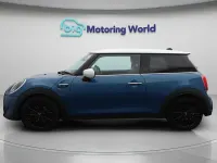 Gebraucht Mini Cooper S Exclusive 178 PS (130 kW) 2024 Blau Kleinwagen