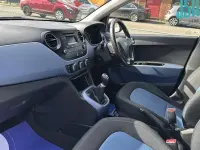 Używany Hyundai i10 Premium 87 KM (63 kW) 2015 Biały Hatchback