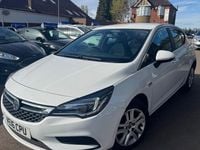 Used Vauxhall Astra Design Edition 2016 White Hatchback