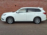 Used Mitsubishi Outlander P-HEV 2021 White Estate