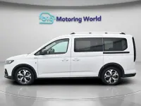 Used Ford Grand Tourneo Connect Active 122 HP (89 kW) 2023 White MPV