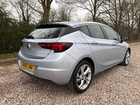 Used Vauxhall Astra SRi 100 HP (73 kW) 2017 Silver Hatchback