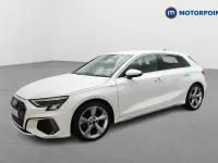 Begagnad Audi A3 S-Line 2024 Vit Halvkombi