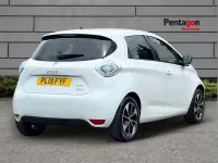 Used Renault Zoe Dynamique 80 kW (109 HP) 2019 White Hatchback
