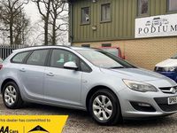 Second-hand Vauxhall Astra Design Edition 2015 Argintiu Break