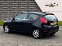 Used Ford Fiesta Zetec 82 HP (60 kW) 2011 Black Hatchback