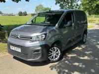 Used Citroën Berlingo 100 HP (73 kW) 2022 Grey MPV