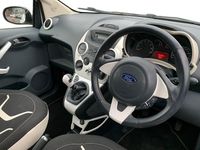 Used Ford Ka Zetec 69 HP (50 kW) 2016 White Hatchback