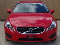 Used Volvo V60 SE 180 HP (132 kW) 2013 Red Estate
