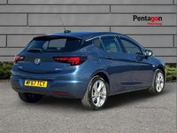 Used Vauxhall Astra SRi 150 HP (110 kW) 2017 Blue Hatchback