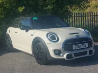 Used Mini Cooper S Sport 192 HP (141 kW) 2019 White Hatchback