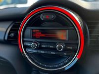 Begagnad Mini Cooper Hatch 2014 Silver Halvkombi