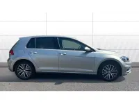 Used VW Golf VII SE 125 HP (91 kW) 2017 Silver Hatchback