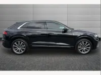 Używany Audi Q8 S-Line 340 KM (250 kW) 2023 Czarny SUV