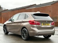 Used BMW 220 Luxury Line 190 HP (139 kW) 2018 Beige Estate