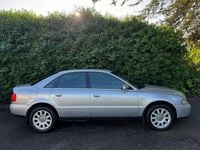 Begagnad Audi A4 Design 165 HK (121 kW) 2000 Silver Sedan