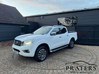 Used Nissan Navara Tekna 190 HP (139 kW) 2018 White Pickup
