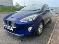 Usado Ford Fiesta Zetec 100 HP (73 kW) 2018 Azul Citadino