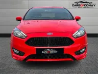 Used Ford Focus ST-Line 140 HP (102 kW) 2018 Red Hatchback