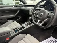 Used VW Passat R-line 150 HP (110 kW) 2018 White Estate