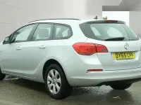Used Vauxhall Astra Design Edition 110 HP (80 kW) 2016 Silver Estate