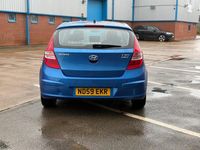 Używany Hyundai i30 108 KM (79 kW) 2009 Niebieski Hatchback