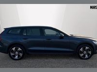 Usado Volvo V60 CC Plus 250 HP (183 kW) 2020 Azul Carrinha